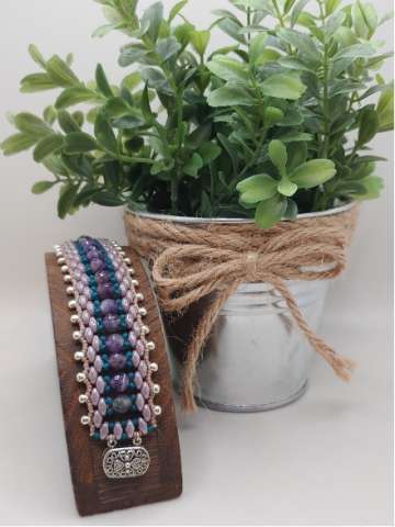 Natural Amethyst and Czech Glass Beaded Bracelet