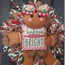 Baking Spirits Gingerbread Wreath