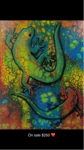 Chameleon Acrylic Pour