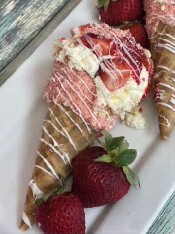 Strawberry Crunch Cheesecake Cone