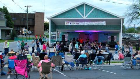 Vinton Dogwood Festival