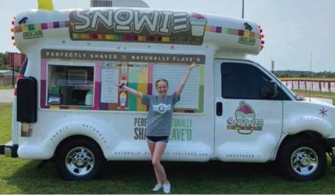 Snowie Brothers Bus