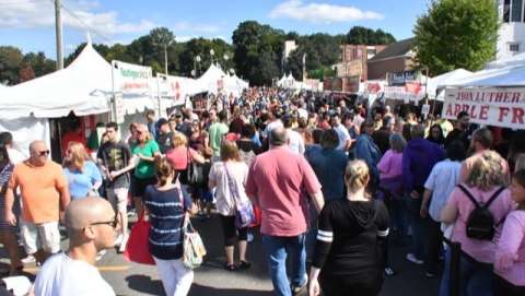 Southington Apple Harvest Festival Arts and Crafts Show