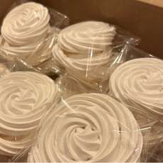 Vanilla Bean Meringue