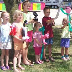 Smiles at the Grundy, Co. Fair