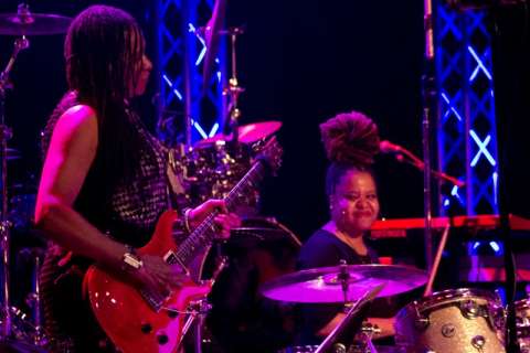 Kat Dyson (Guitar), Jazmine Kelly (Drums)