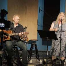 Debbie Hennessey, Jeffery Marshall (Live 2)