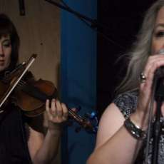 Debbie Hennessey, Aubrey Richmond (Live3)