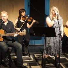 Debbie Hennessey, Jeffery Marshall, Aubrey Richmond, Carla Buffa (Live 5)