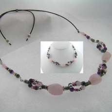 Adjustable necklaces