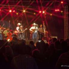 Strings Attached at Rodeo in France