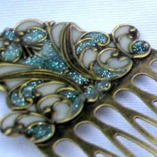 BEAUTIFUL HAND ENAMELED HAIR COMBS IN BLUE