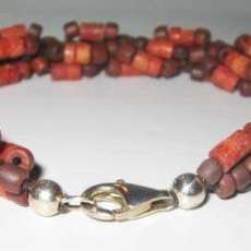 TERRACOTTA AND SPONGE CORAL BRACELET
