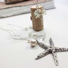 Lovely Starfish Necklace and Earrings Set Light Aqua