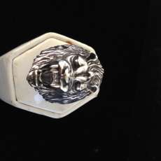 Sterling Silver Lion Head ring size 8 1/2. Custom made.