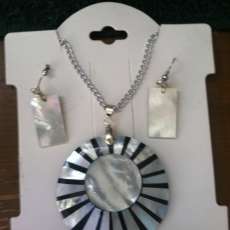 Handmade necklace set