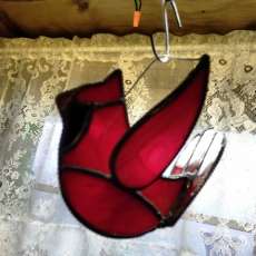Red bird (cardinal) stained glass suncatcher