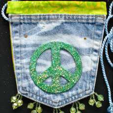 Peace purse