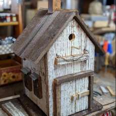 Barn Birdhouse