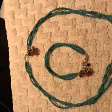 Turquoise beaded necklace and bracelet