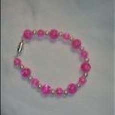 Pink & white bead braclet