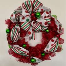 Cheerful xmas wreath polka dot and stripes