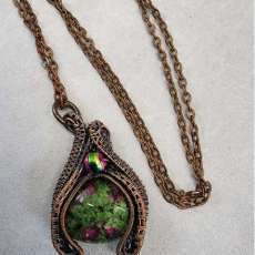 Hand Woven Unakite and Carnival Glass Pendant Necklace in Copper Wire Weave
