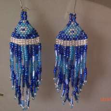 beaded earrings in blue & silver