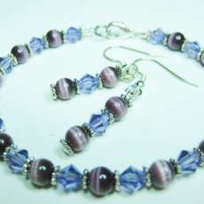 Swarovski & Cats Eye Beaded Bracelet With Matching Earrings in Purple
