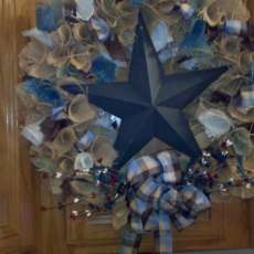multi colored primitive Blue star burlap wreath