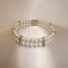 Double strand bracelet