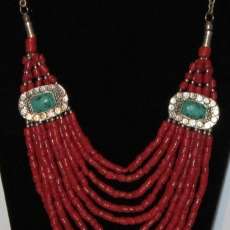 BEADED CORAL NECKLACE