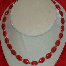 RED AGATE BEADED NECKLACE