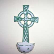 COLLECTIBLE PORCELAIN WHITE HOLY WATER FONT WITH SHAMROCK DESIGN
